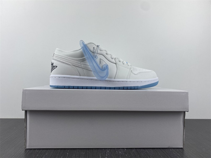 Air Jordan 1 Low DA8301-101