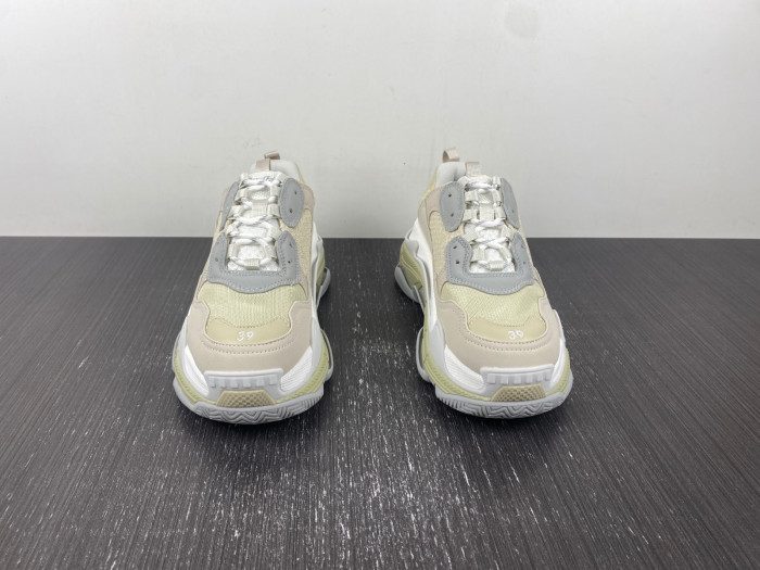 BL TRIPLE S TRAINERS 524039 W2FW4 9790