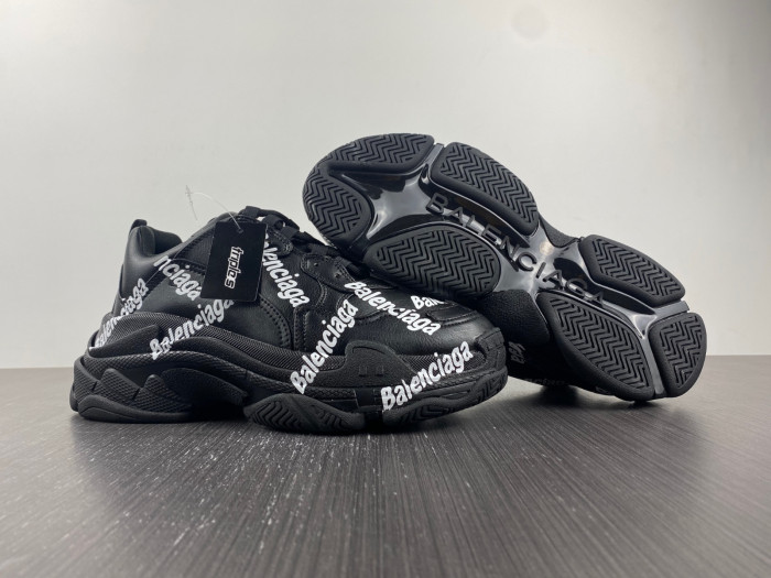 BL TRIPLE S TRAINERS