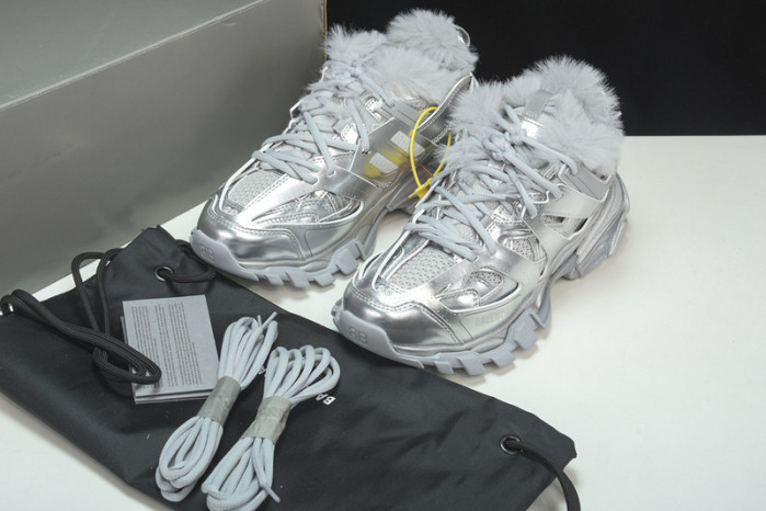 BL TRIPLE S TRAINERS