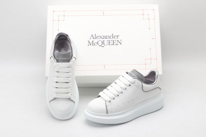 a1exa*der Mcqv*en sole sneakers