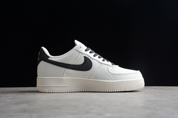 NIKE Air Force 1 315122-104