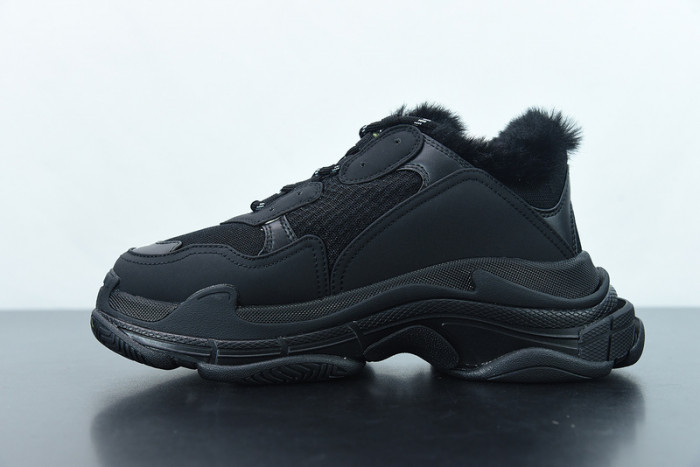 BL TRIPLE S TRAINERS