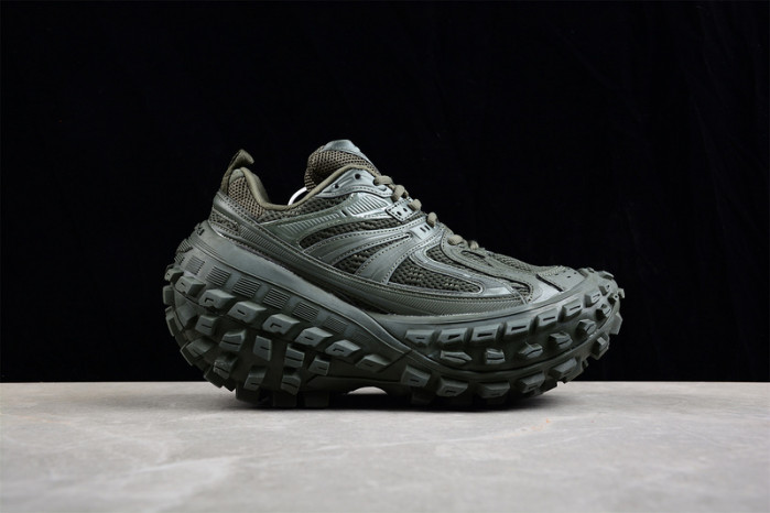 BC DEFENDER RUBBER PLATFORM SNEAKERS W2RA63000