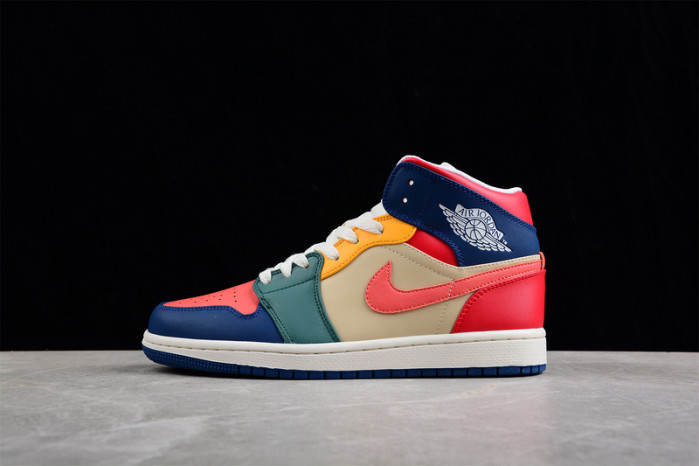 Air Jordan 1 Mid "University Blue" DN3738-400