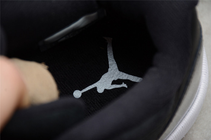 AIR JORDAN 11 RETRO LOW "BARONS" 528895-010