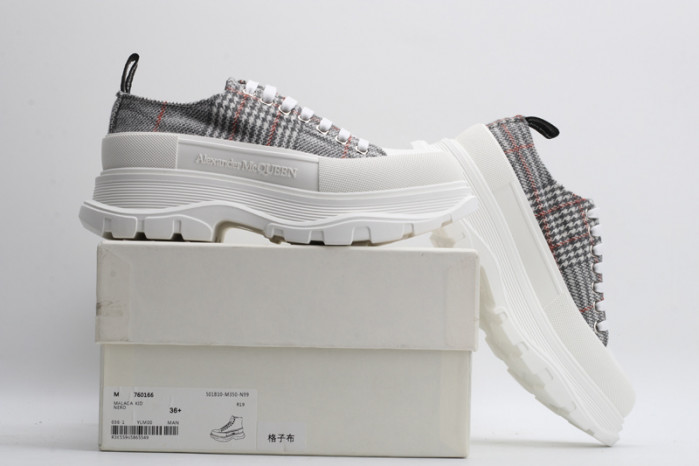 a1exa*der Mcqv*en canvas sneakers