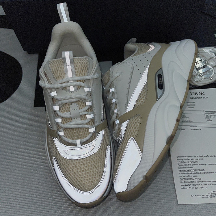 DR B22 TRAINER SNEAKER