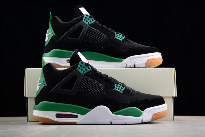 Nike SB x Air Jordan 4 DR5415-030