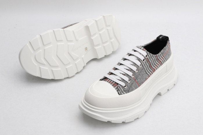 a1exa*der Mcqv*en canvas sneakers