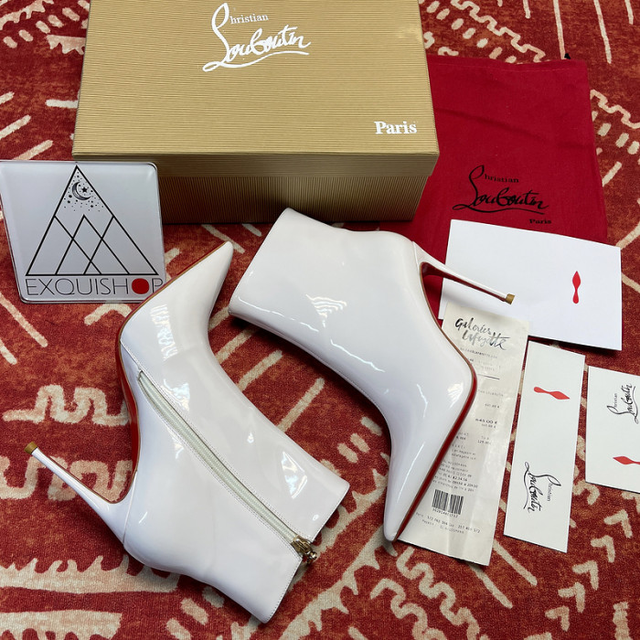 Ch**an louboutin heel