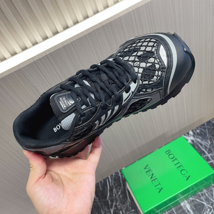 Bo*te*ga ve*ne*ta sneaker bv-34