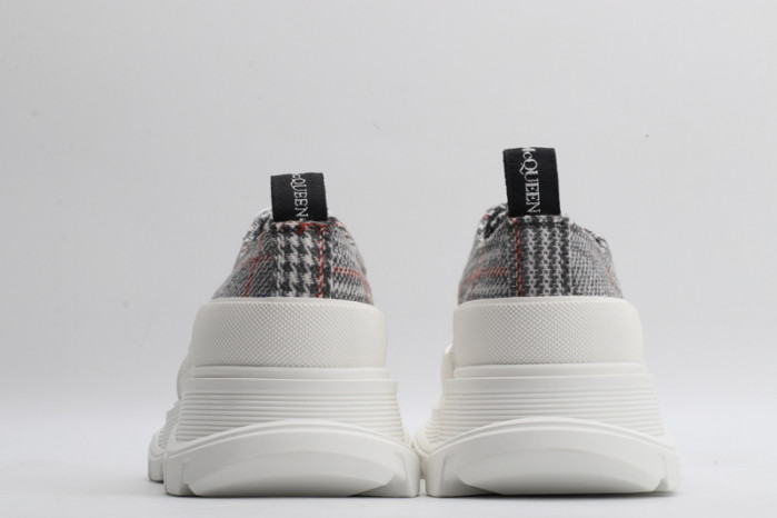 a1exa*der Mcqv*en canvas sneakers