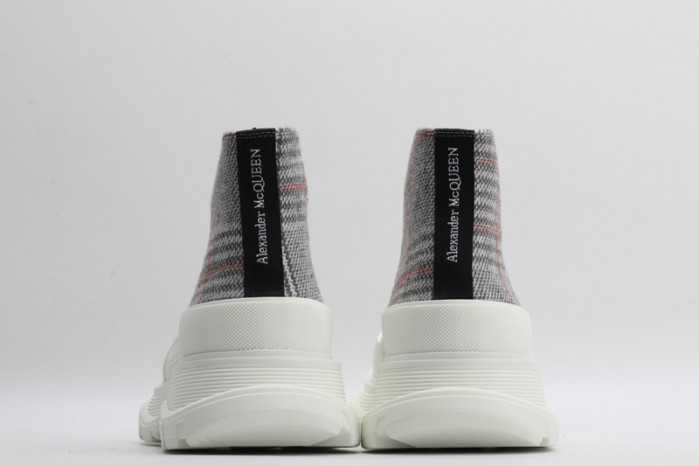 a1exa*der Mcqv*en canvas sneakers