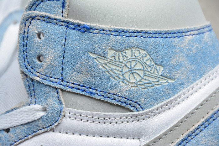 Air Jordan 1 Hyper Royal 555088-402