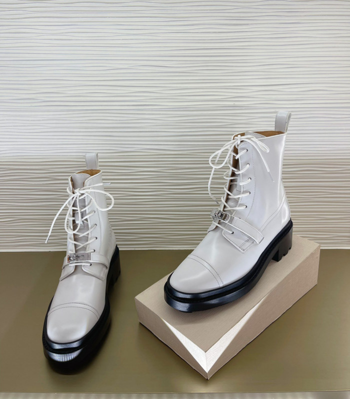 H**mes boots
