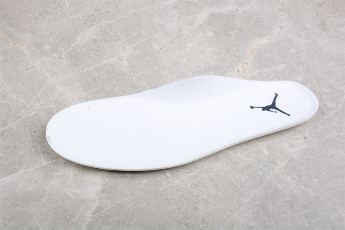 Air Jordan 4 Retro "Lightning" CT8527-700