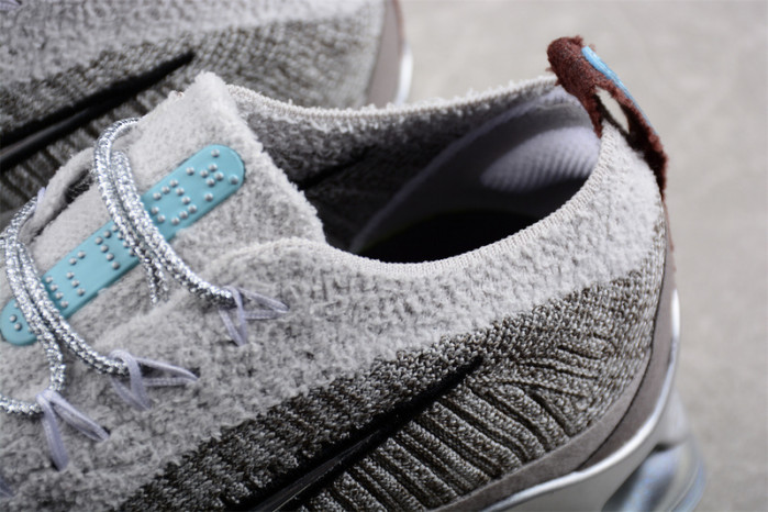 Nike AIR MAX SCORPION FLYKNIT 