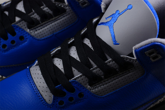Air Jordan 3 “Varsity Royal” CT8532-400