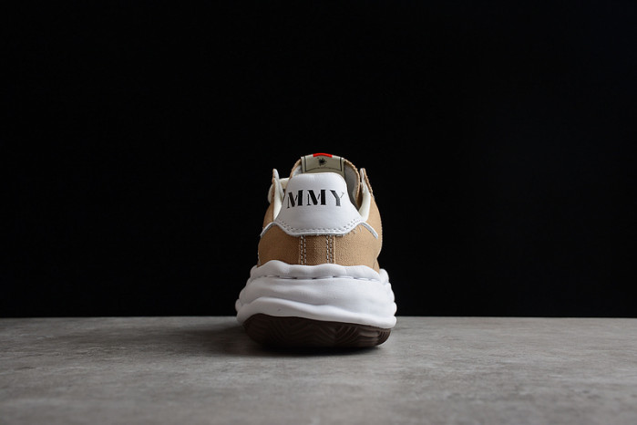 Ma*s*n mihara yasuhiro sneaker ao8fw731