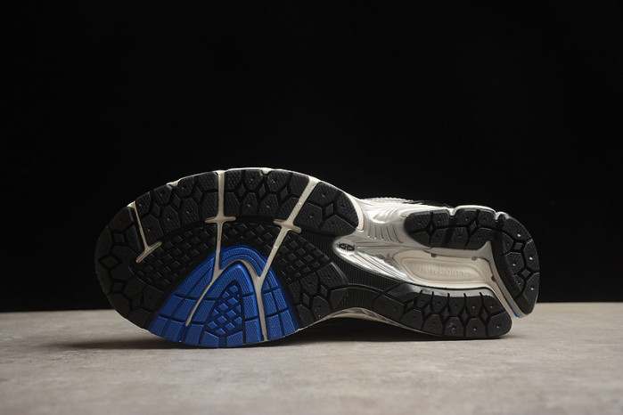 new Ba1an*e m1906rcd silver metallic