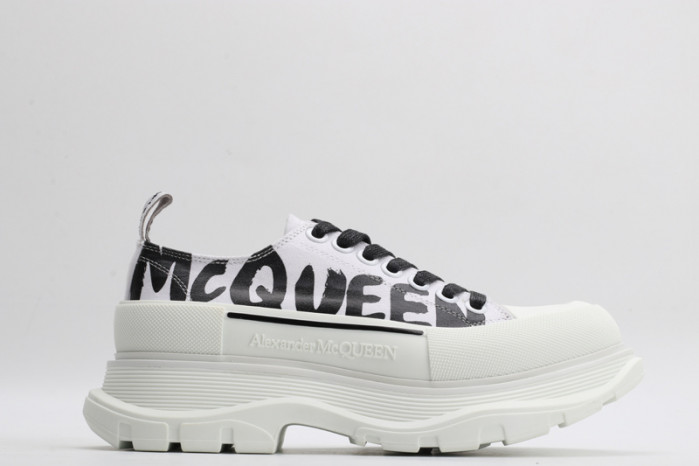 a1exa*der Mcqv*en canvas sneakers
