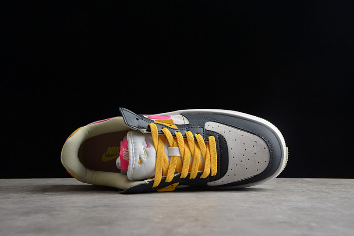 NIKE Air Force 1 DR7880 001