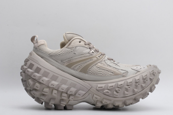 BC DEFENDER RUBBER PLATFORM SNEAKERS