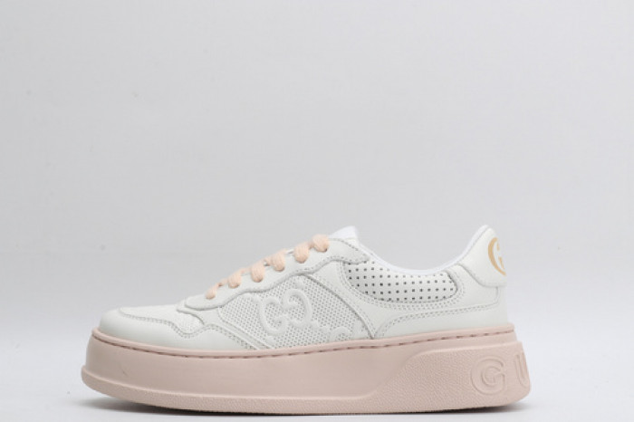 GC LOW-TOP SNEAKER