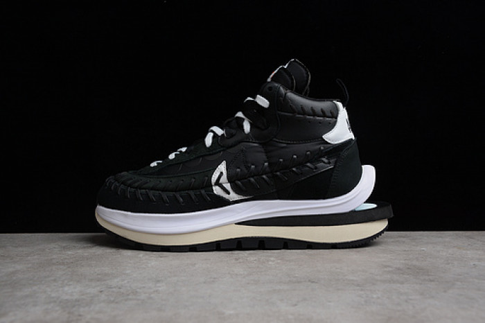 SACAI X NIKE LDWAFFLE X JEAN PAUL GAULTIER BLACK WHITE DH9186-001