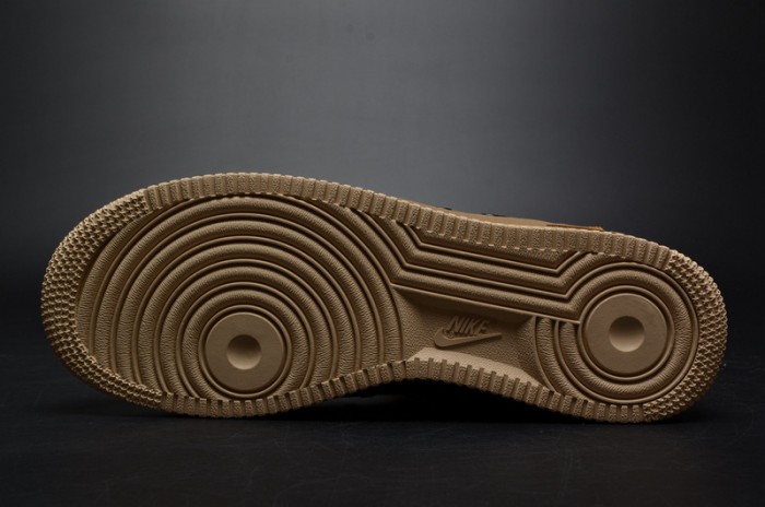 nike wmns sf force 1 “G01den beige” 857872-200