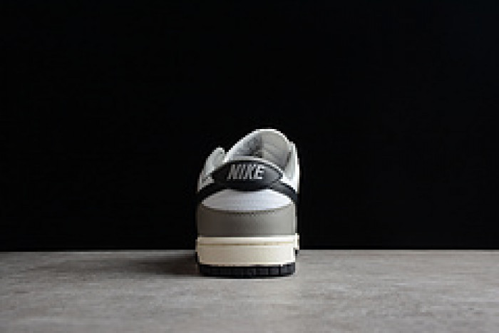 NIKE DUNK LOW “LIGHT SMOKE GREY” DD1503-117