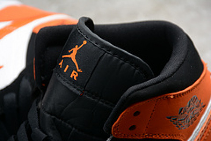 AIR JORDAN 1 MID “SHATTERED BACKBOARD” 554724-058